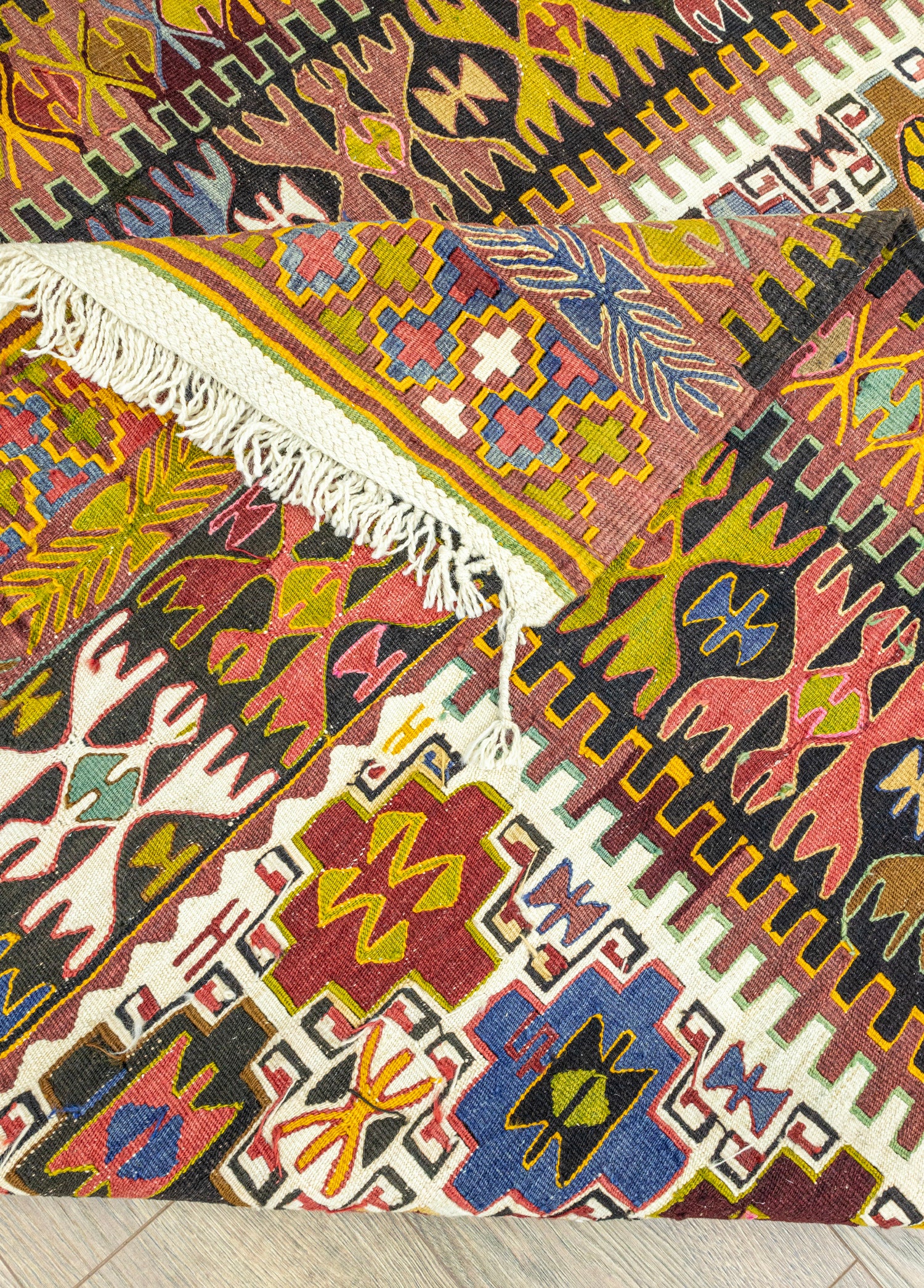 Rissa Geometrik Tasarımlı El Dokuma Kilim 152x220 cm
