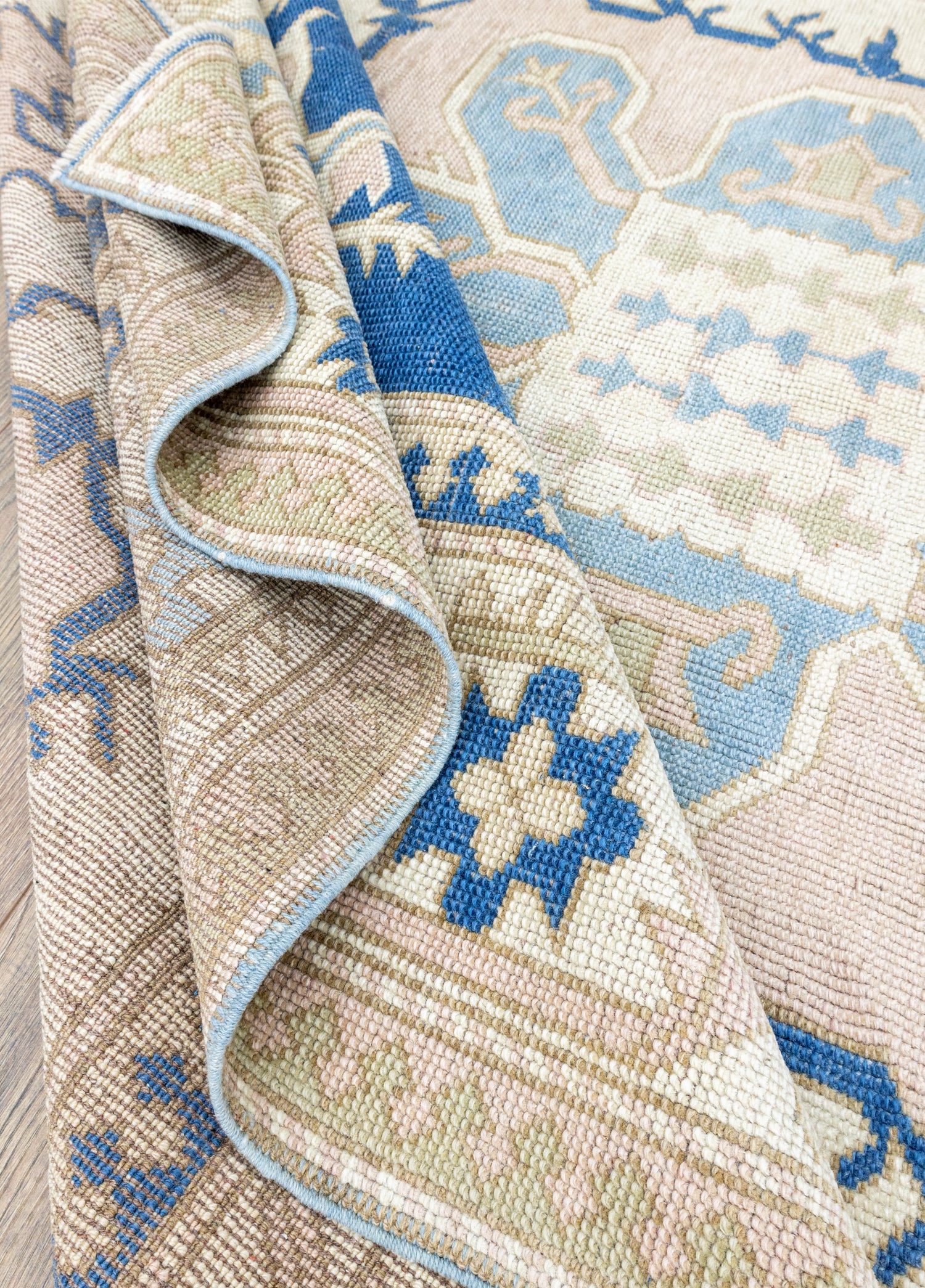 Kaman Oriental Figürlü El Dokuma Yün Halı 178x257 cm