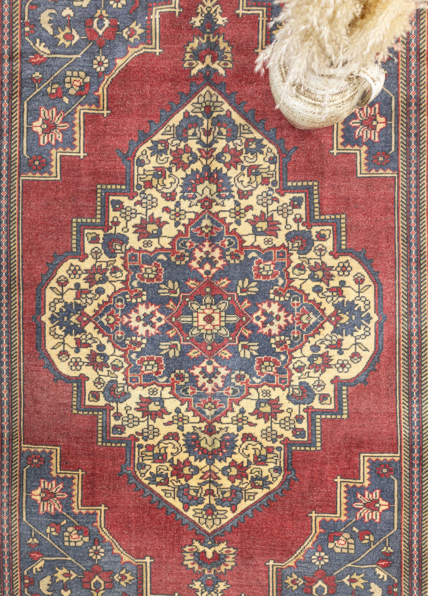 Begonvil Geleneksel El Dokuma Halı 167x278 cm