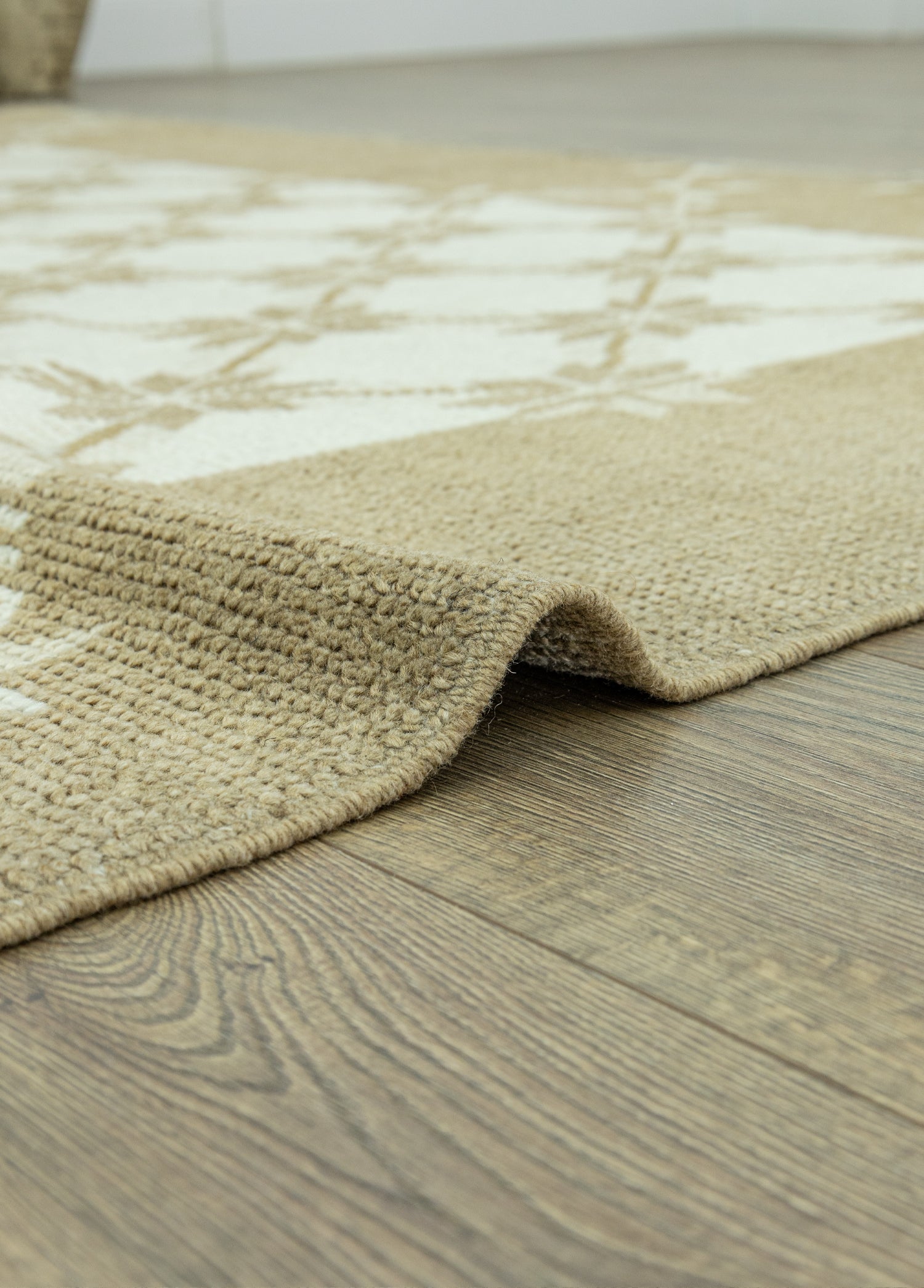 Zuhra Modern Tasarımlı Yün Halı 210x261 cm