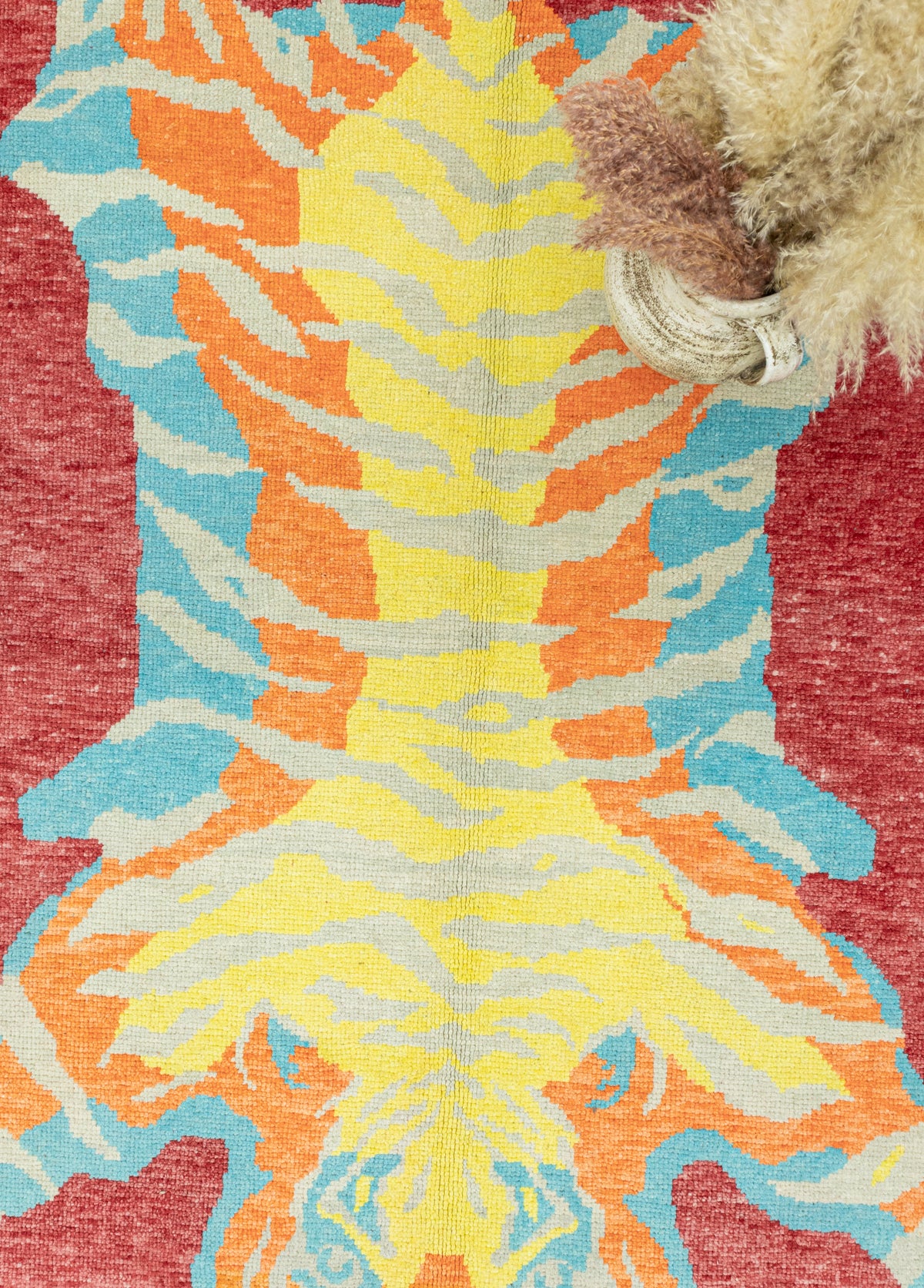 Mina El Dokuma Tiger desenli Özel Tasarımlı Modern Halı 186x247 cm