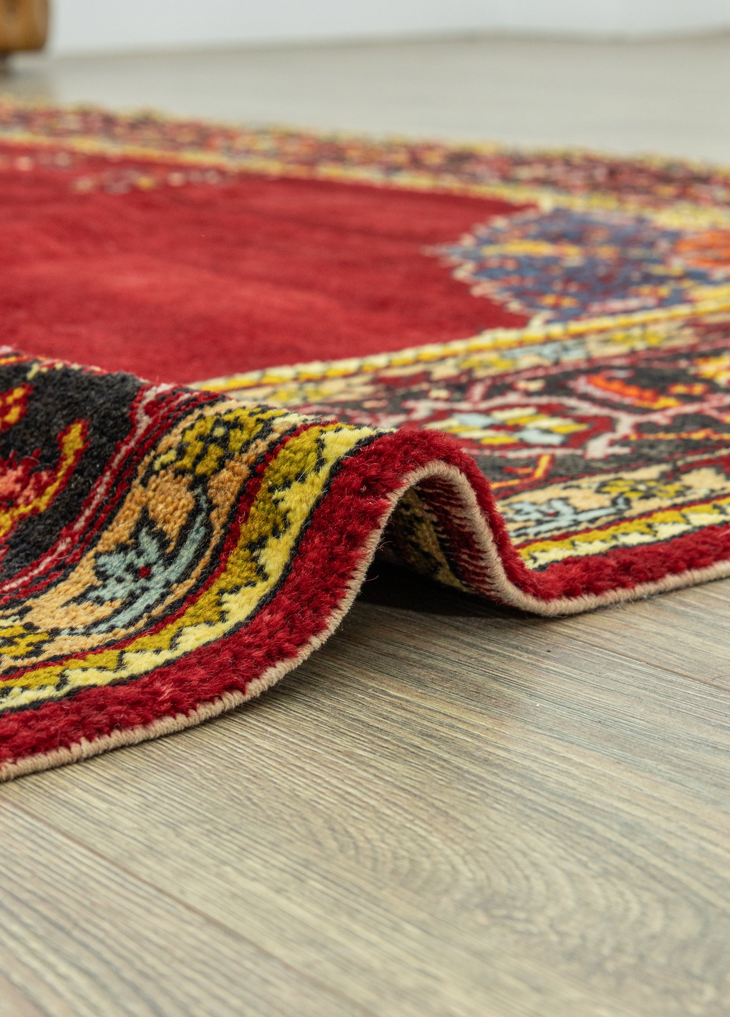 Nigora El Dokuma Sille Rum Halı 278x281 cm