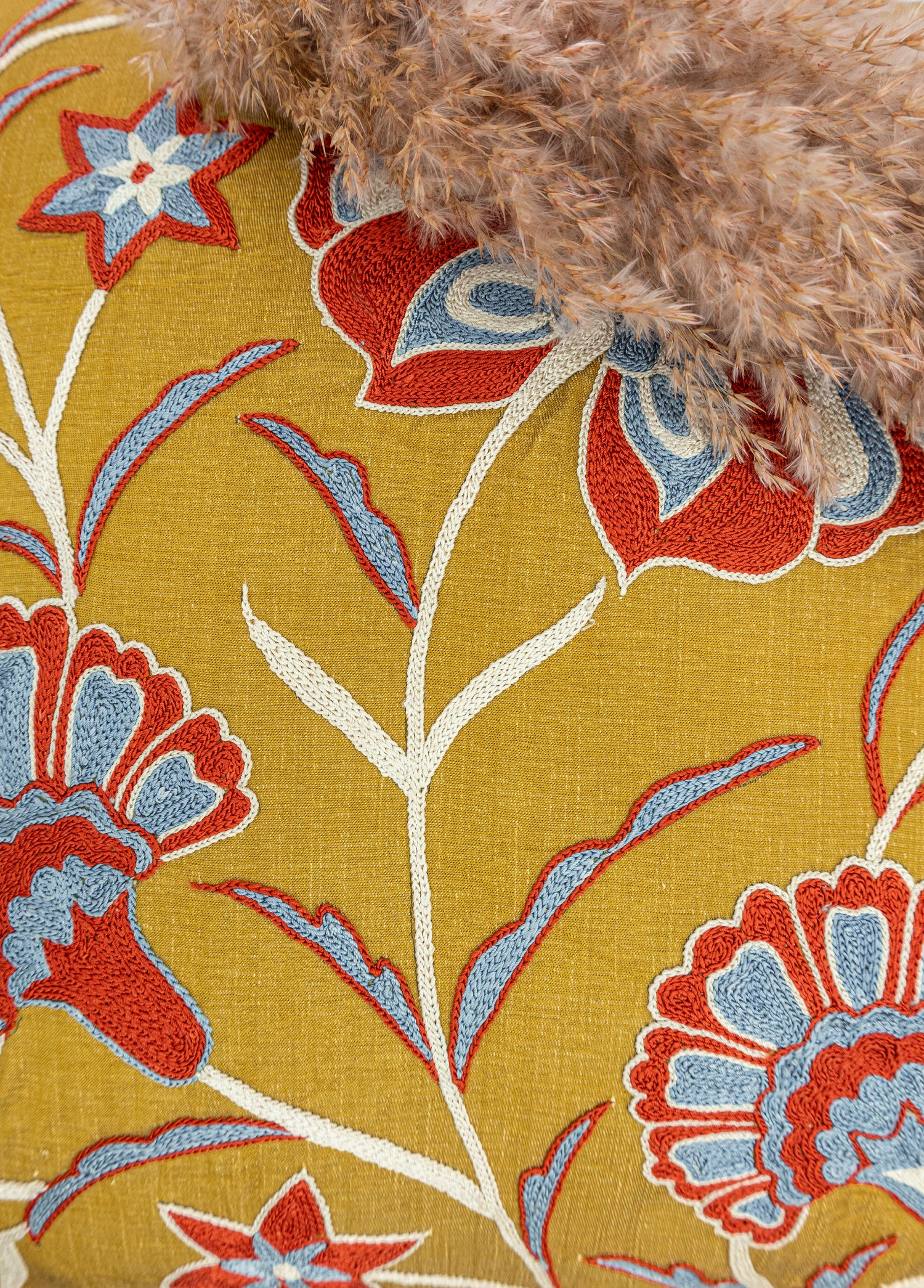 Alyen Çiçekli El Yapımı Kırlent 50x50 cm