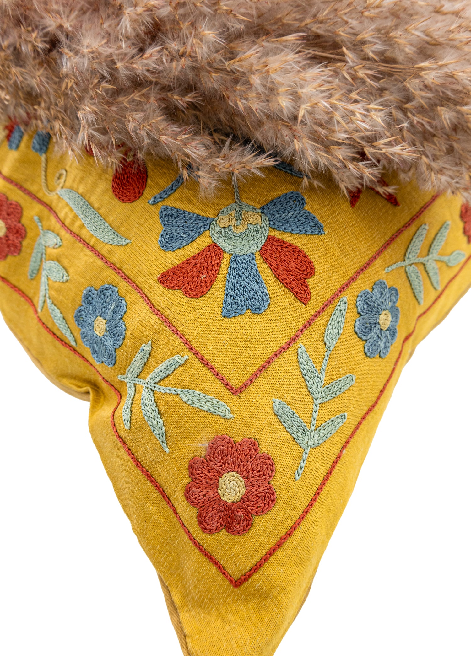 Tayen Çiçekli İpek Kırlent 50x50 cm