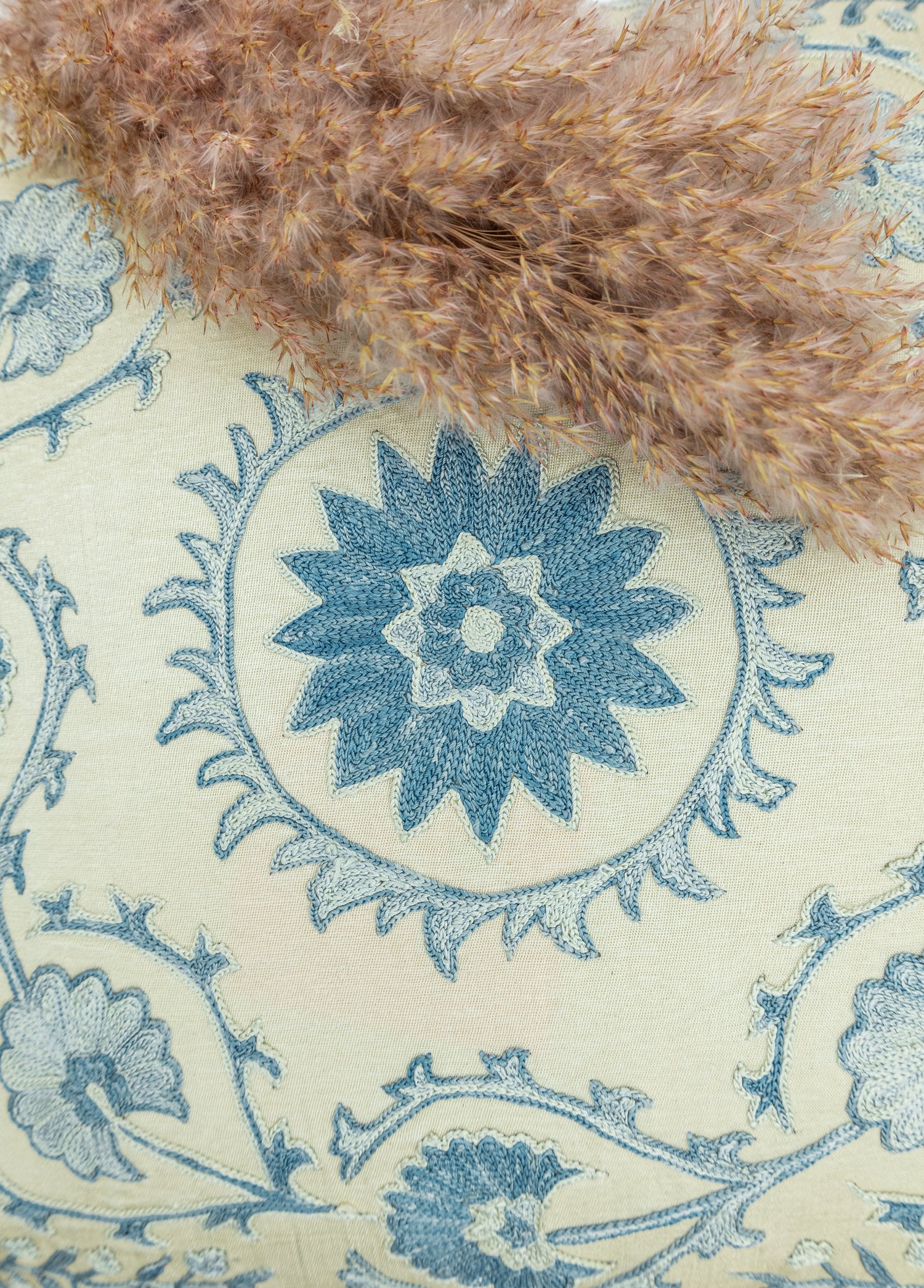 Florin El Yapımı Suzani Kırlent 50x50 cm