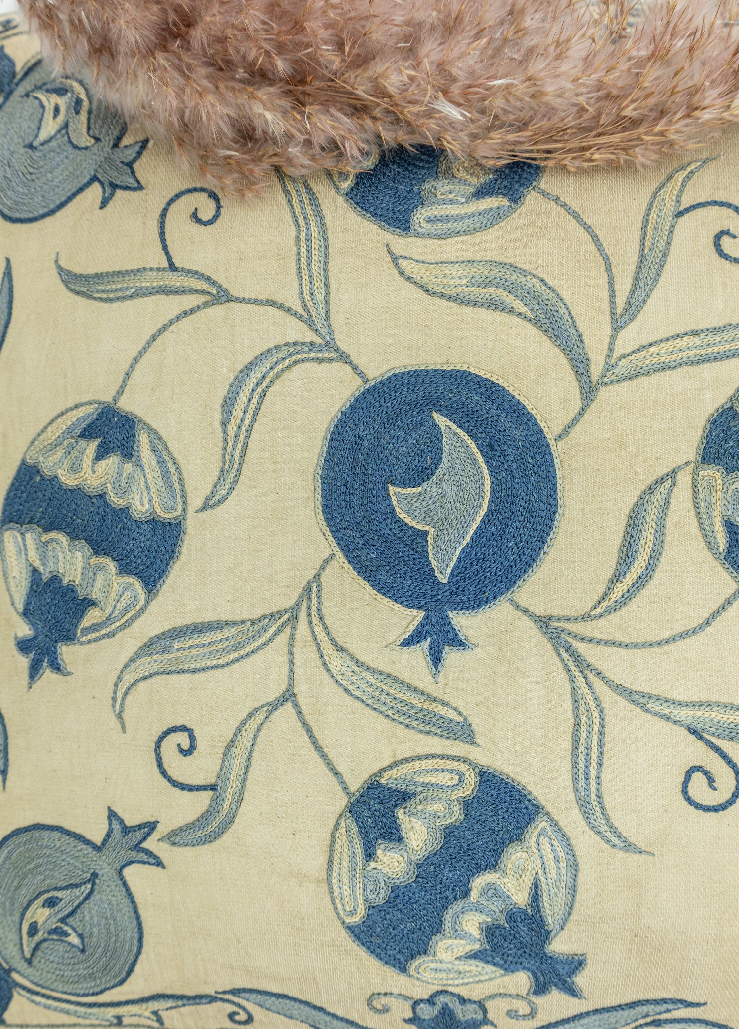 Zhupar Modern El Yapımı Kırlent 50x50 cm