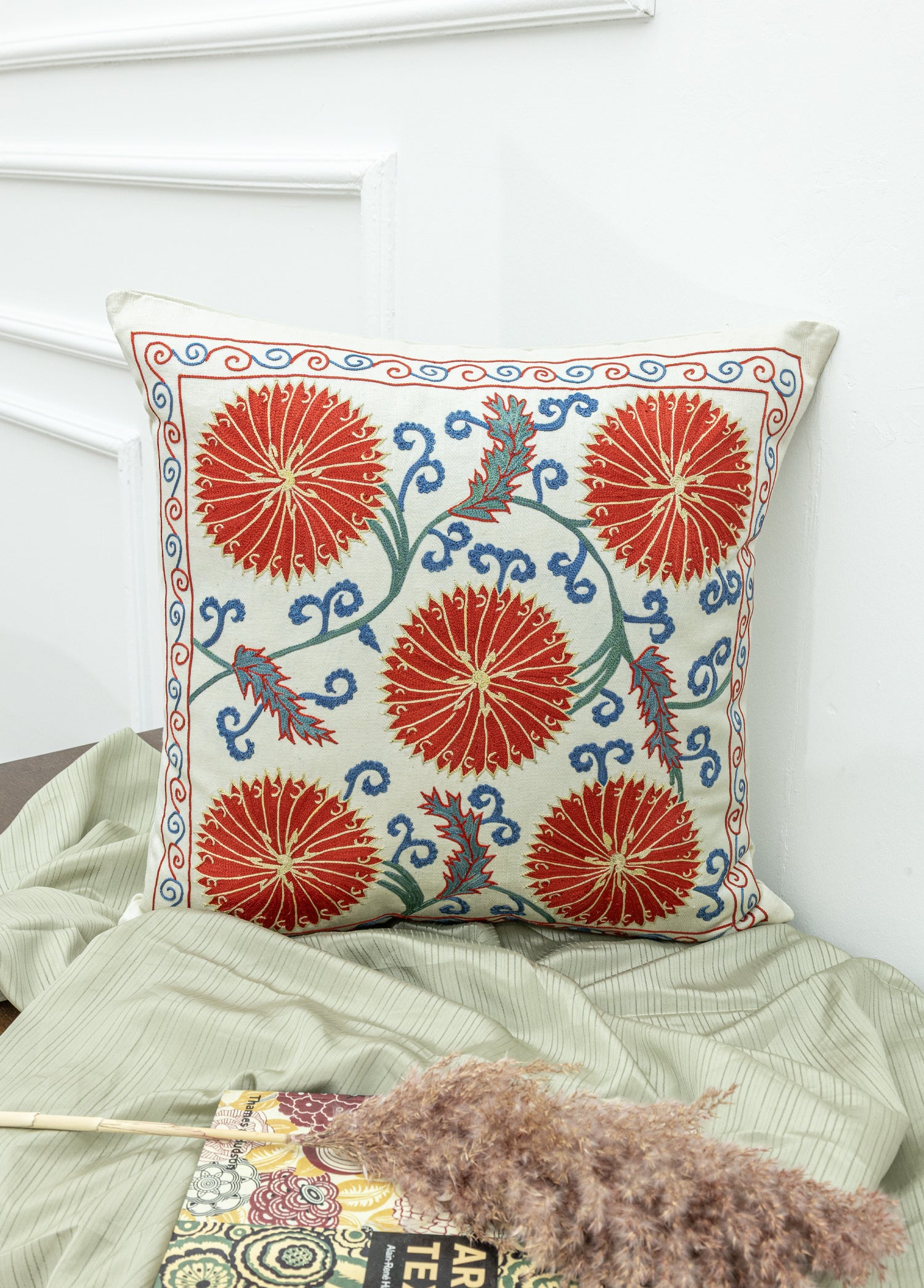 Siyurgal El Yapımı İpek Kırlent 50x50 cm