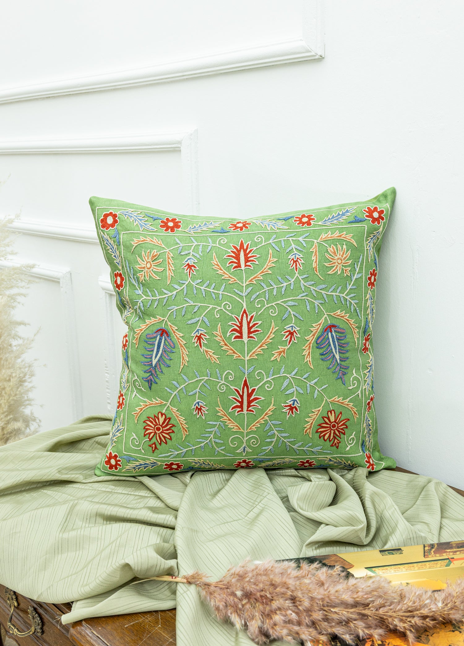 Arden El Yapımı Suzani Kırlent 50x50 cm