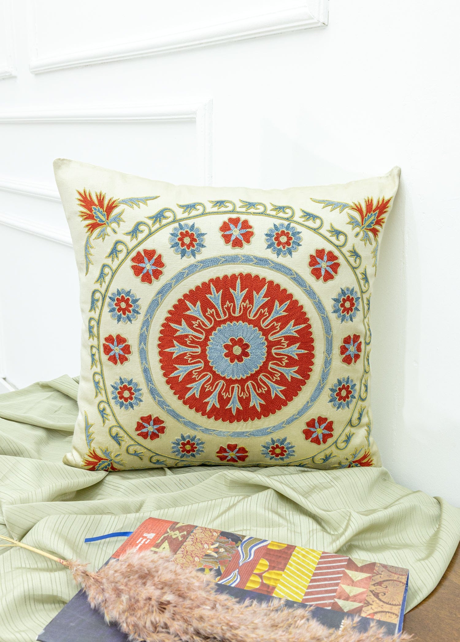 Asem El Yapımı Suzani Kırlent 50x50 cm