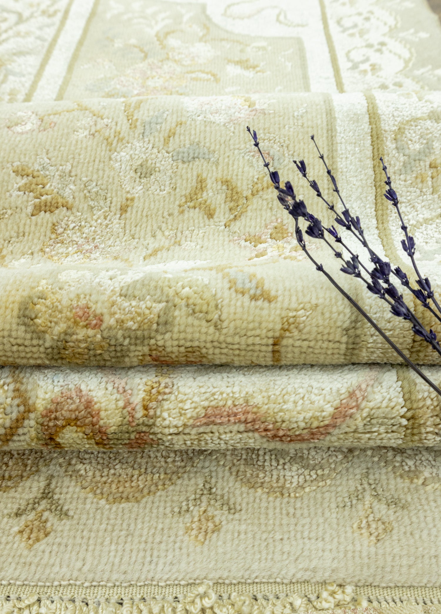 Bertil El Dokuma İpek Halı 220x295 cm