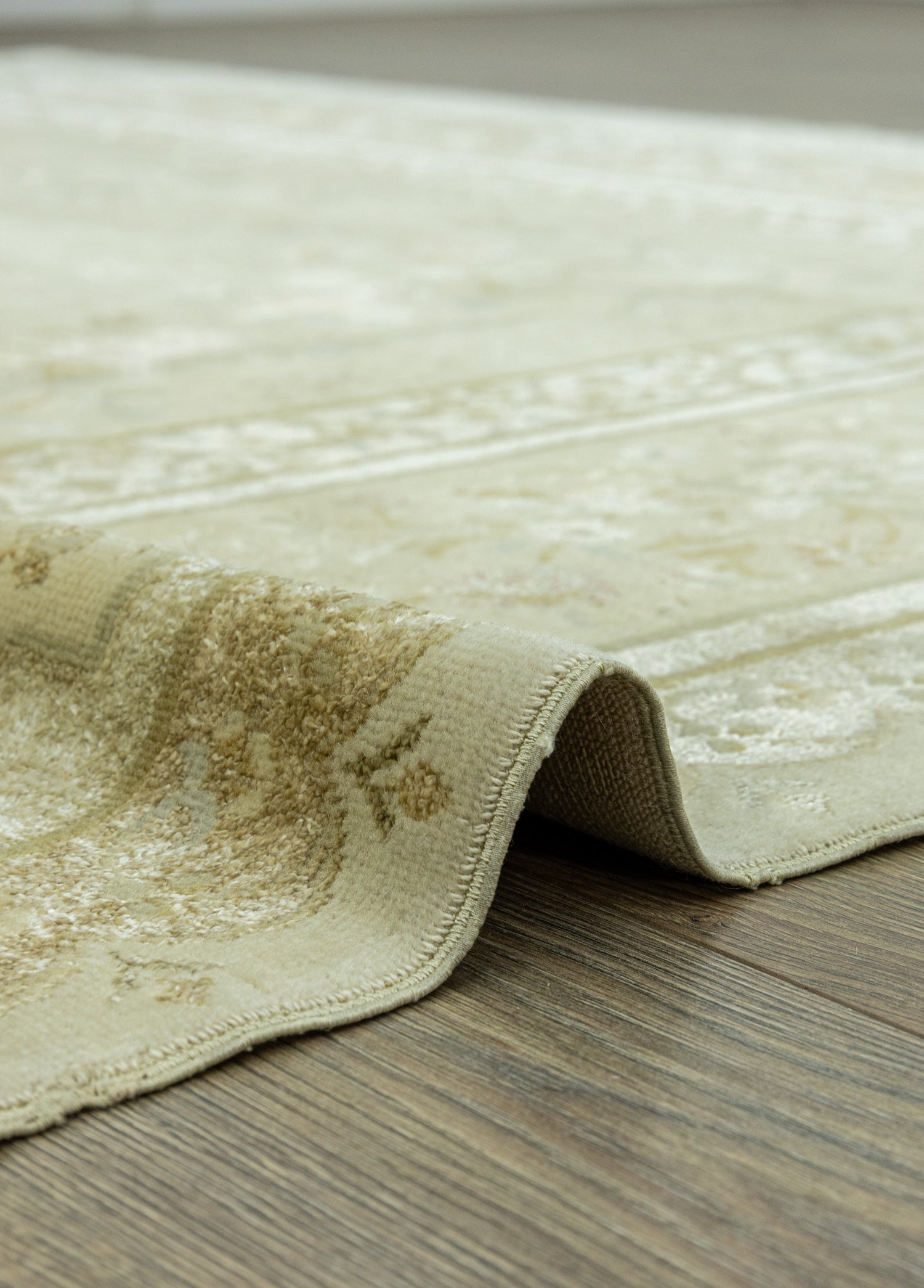 Bertil El Dokuma İpek Halı 220x295 cm