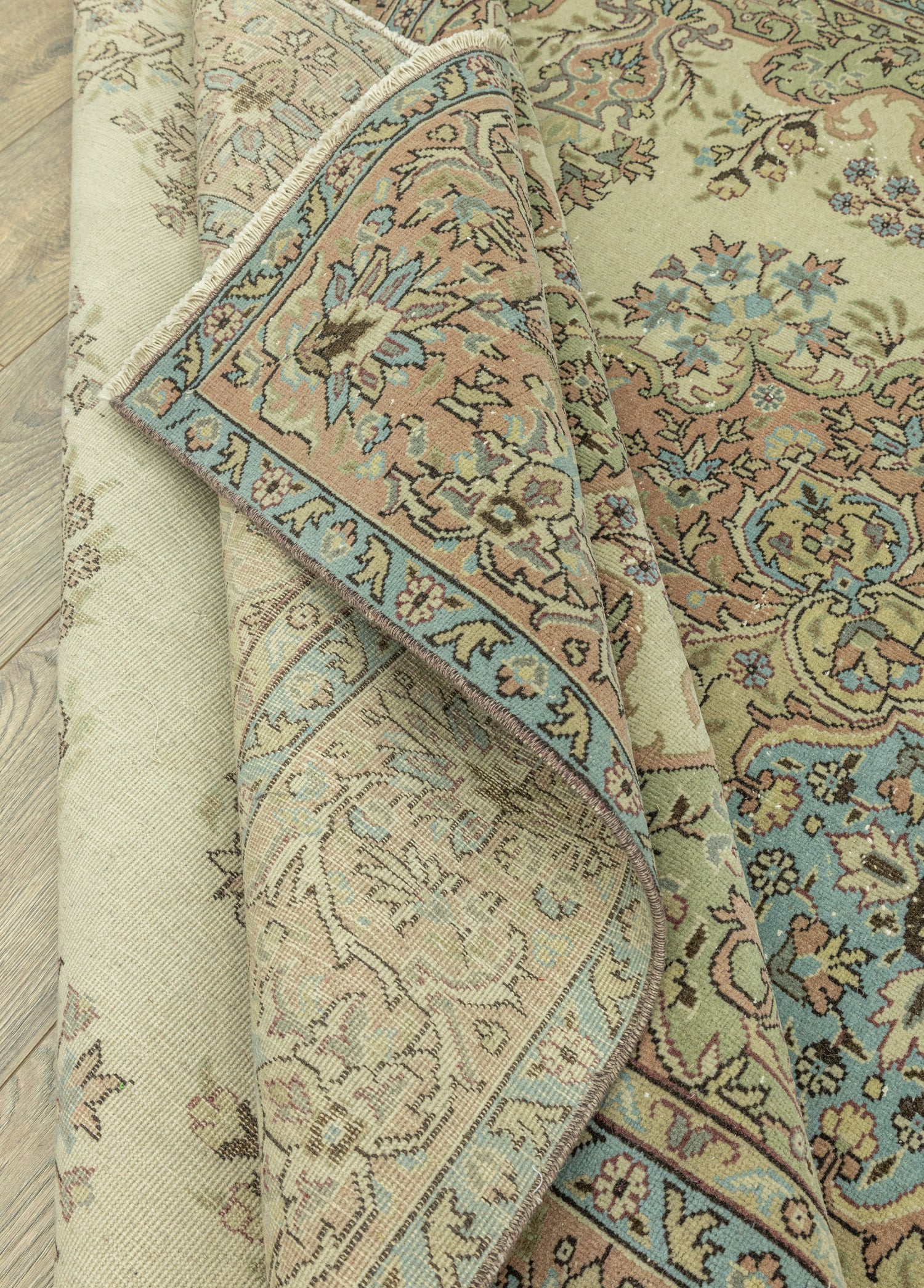 Abek Madalyon Tasarımlı Vintage Halı 208x303 cm