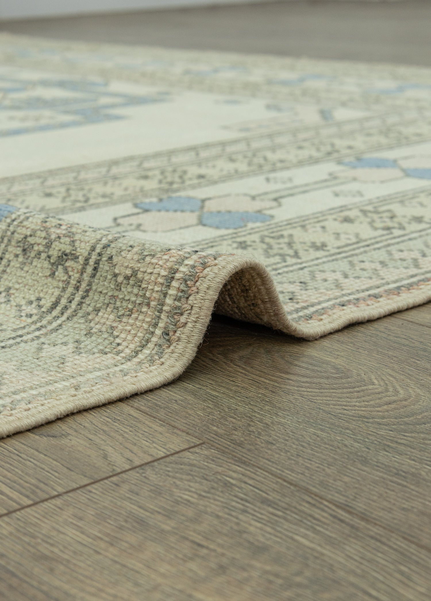 Diaz Dekoratif El Dokuma Yün Halı 222x334 cm