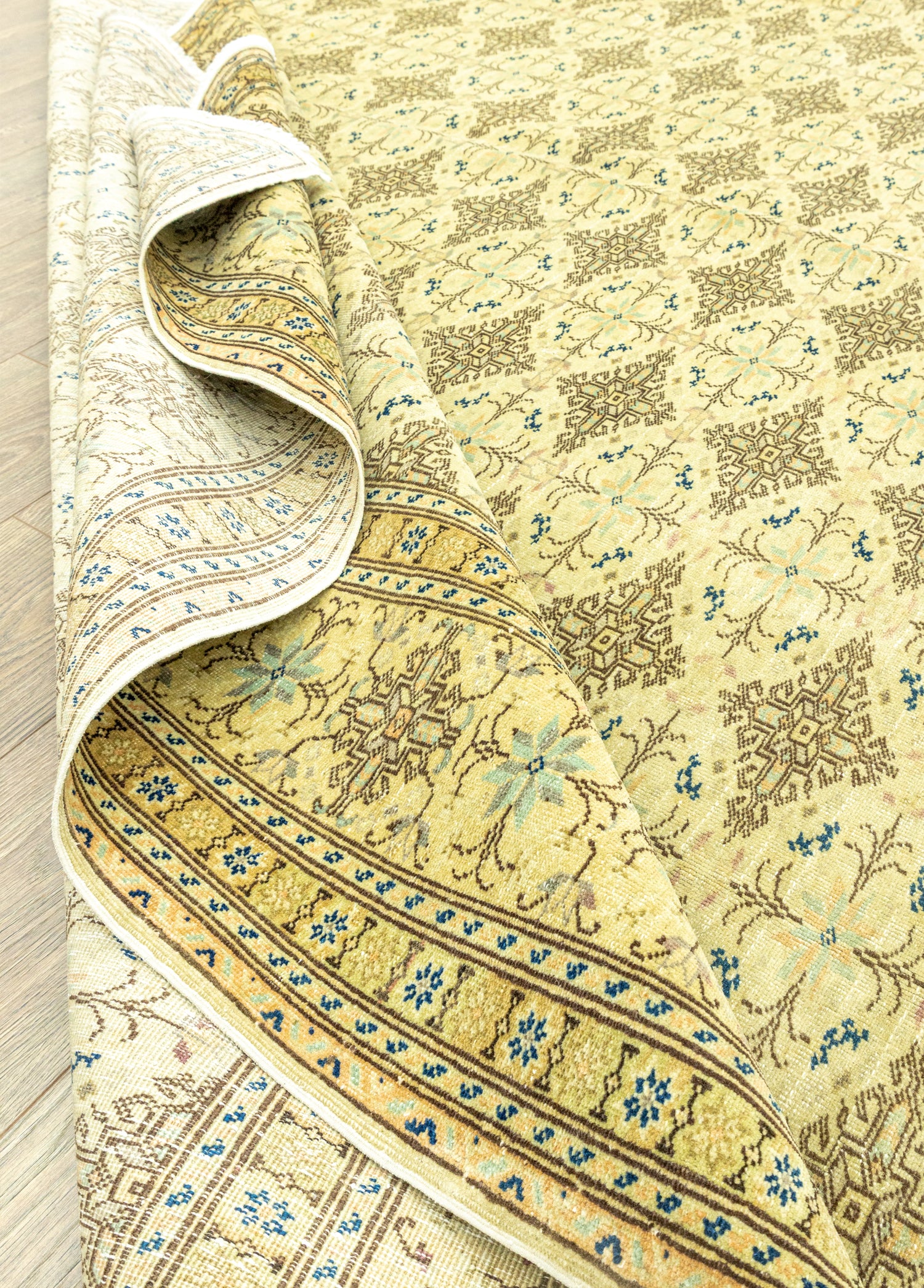Behru El Dokuma Bünyan Halısı 305x423 cm