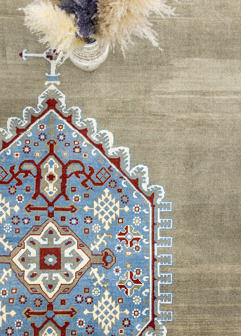 İnay Madalyon Desenli Uşak Halısı 407x450 cm