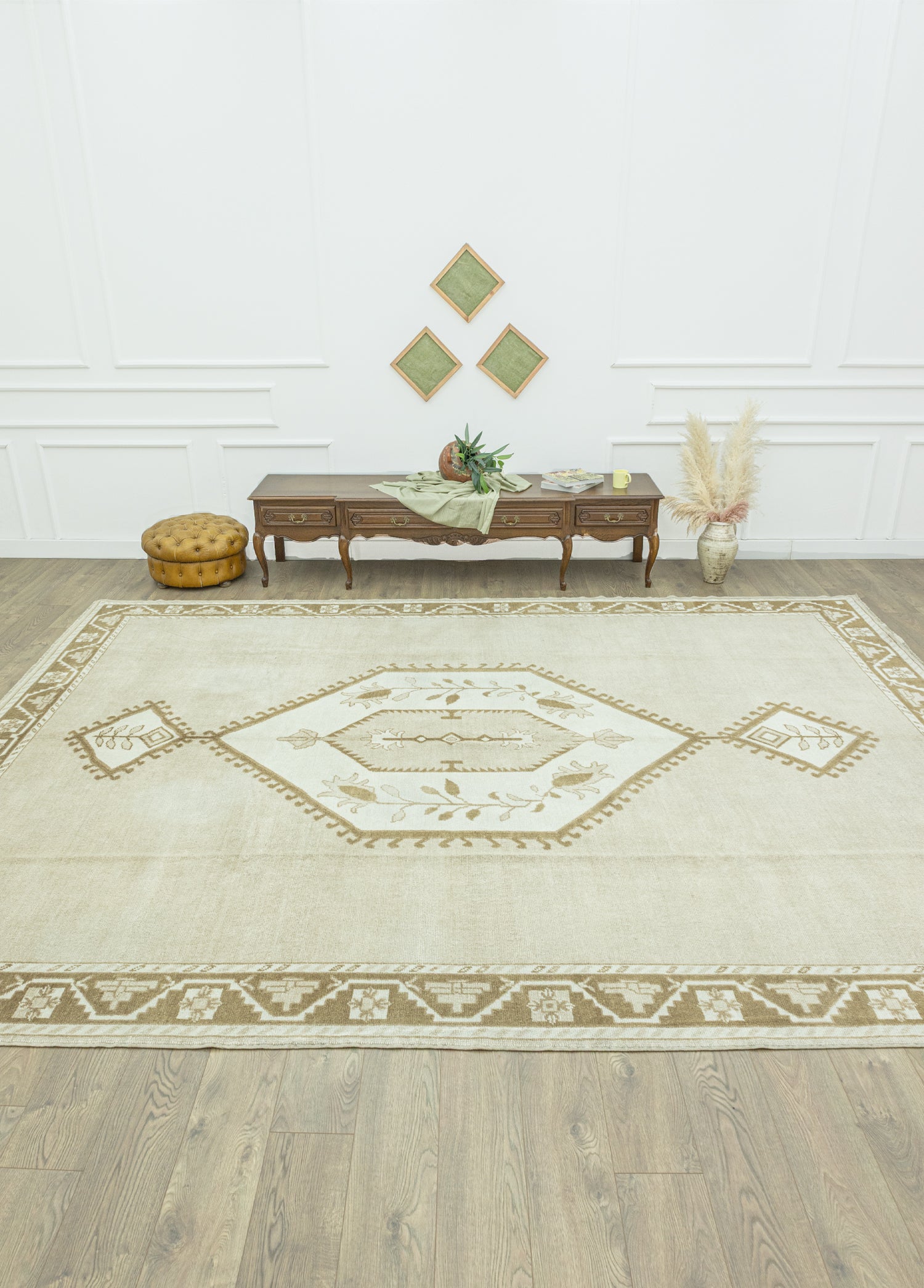 Sara Geometrik Tasarımlı Yün Halı 315x412 cm