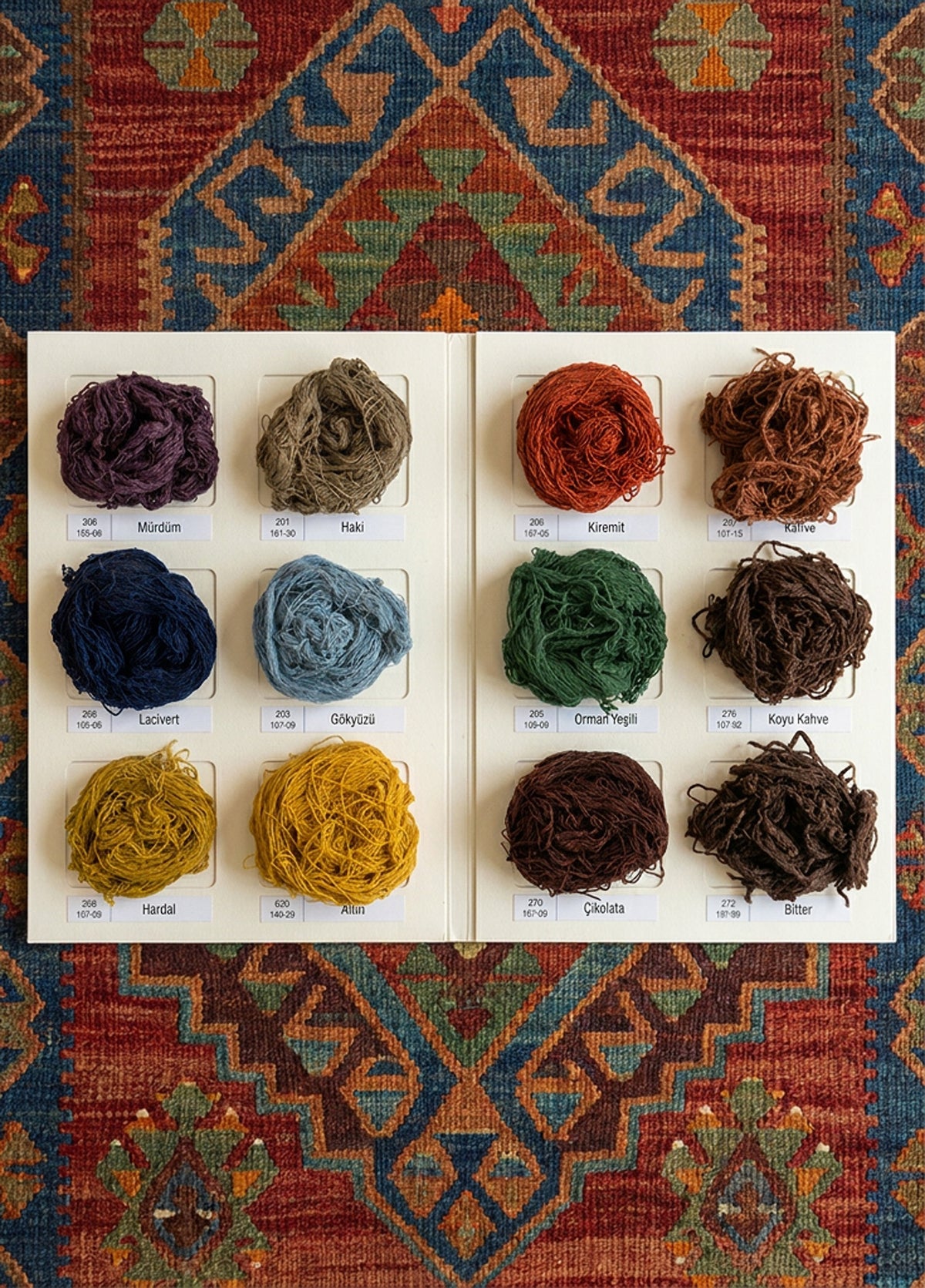 Madel Dekoratif Renkli El Dokuma Halı 246x286 cm