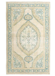 Balkı Madalyon Desenli El Dokuma Yün Halı 219x359 cm