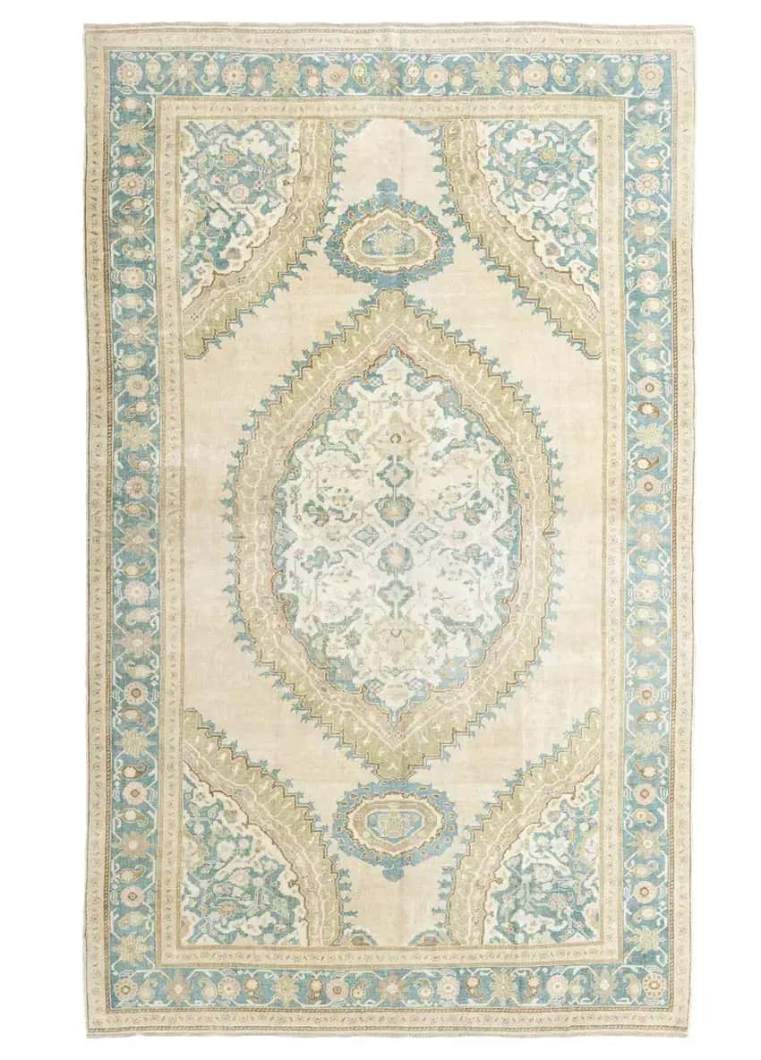 Balkı Madalyon Desenli El Dokuma Yün Halı 219x359 cm
