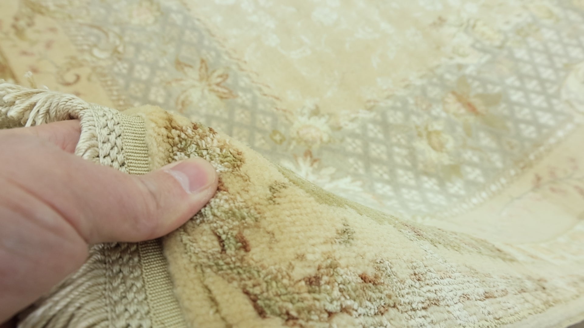 Videoyu yükle: Luna El Dokuma İpek Halı 280x373 cm