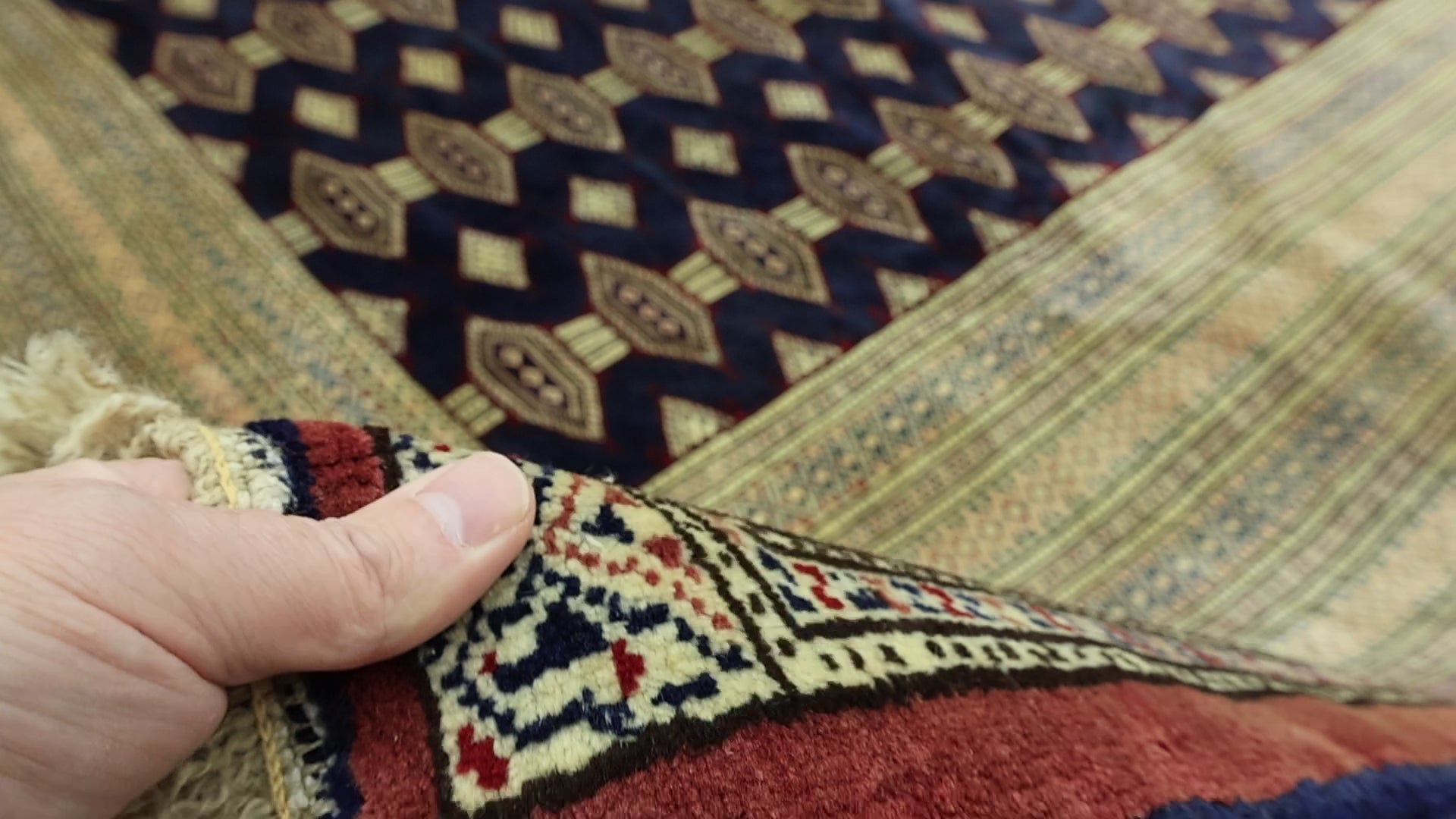 Videoyu yükle: Asem Dekoratif El Dokuma İran Halı 295x375 cm