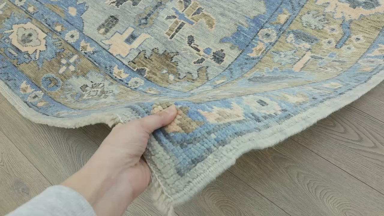 Load video: Maise El Dokuma Yün Uşak Halısı 254x290 cm
